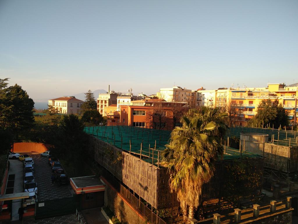 Piazza Lauro Suites Sorrento Dış mekan fotoğraf